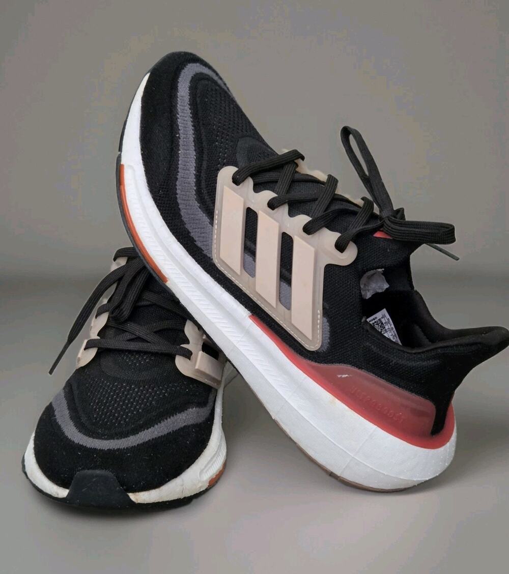 Adidas Ultraboost Light Running Shoes Mens 9 Black Boost Sneakers Comfort